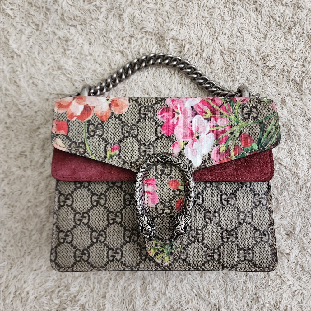 🌸 GUCCI Bloom 🌸 GG Supreme Mini Dionysus Floral Accent Crossbody Bag Purse - Picture 2 of 9